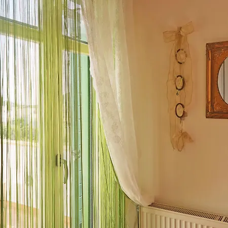 Deep Blue Villa Sztelída